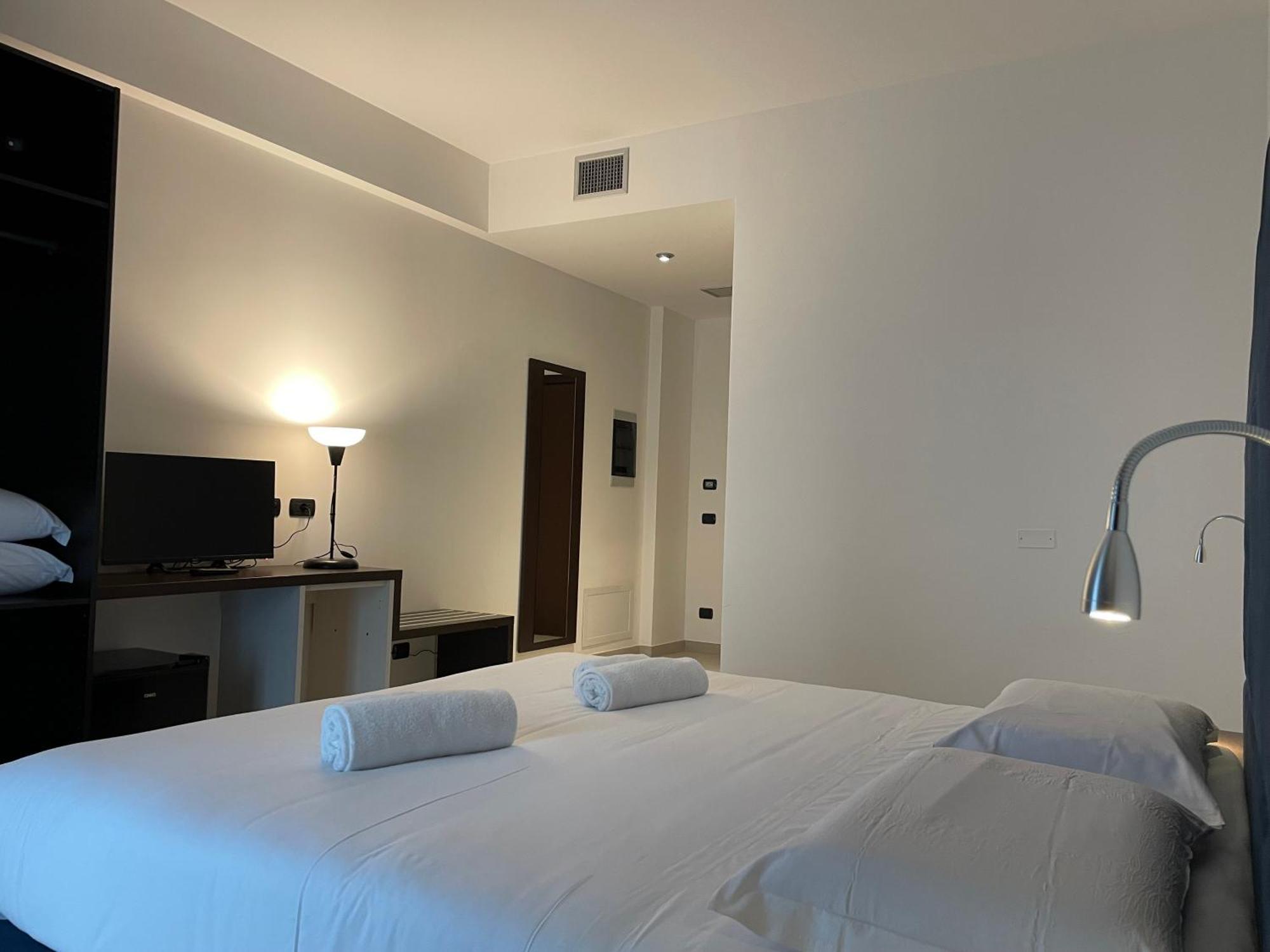 Maestrale Resort Hotel - Γκροσέτο Εξωτερικό φωτογραφία