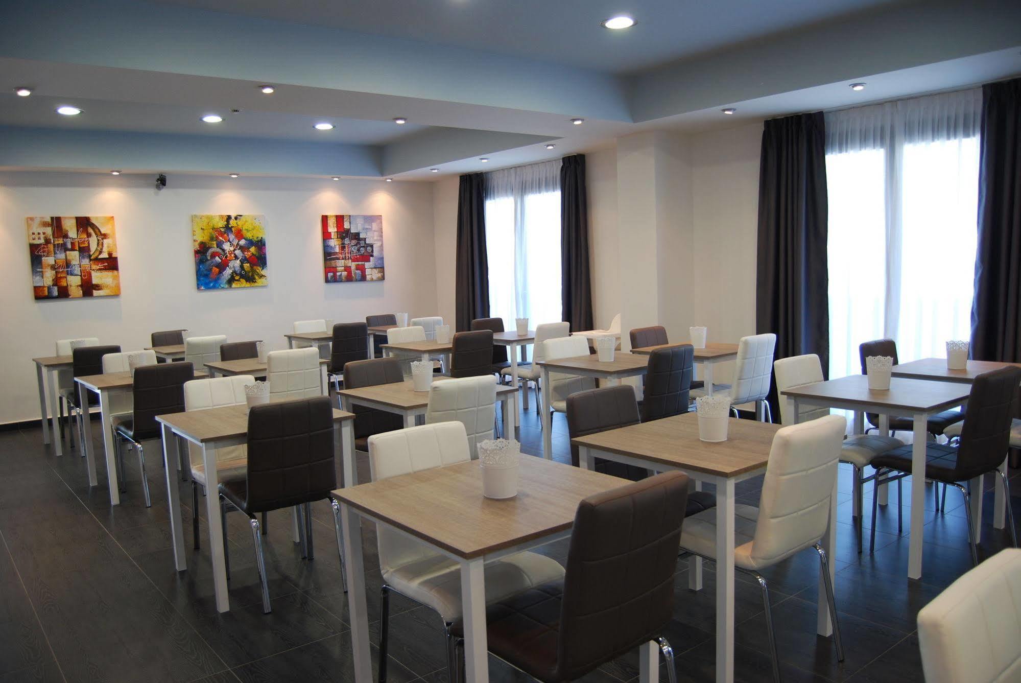Maestrale Resort Hotel - Γκροσέτο Εξωτερικό φωτογραφία